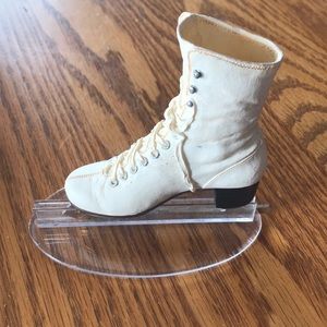 Miniature collectors shoe